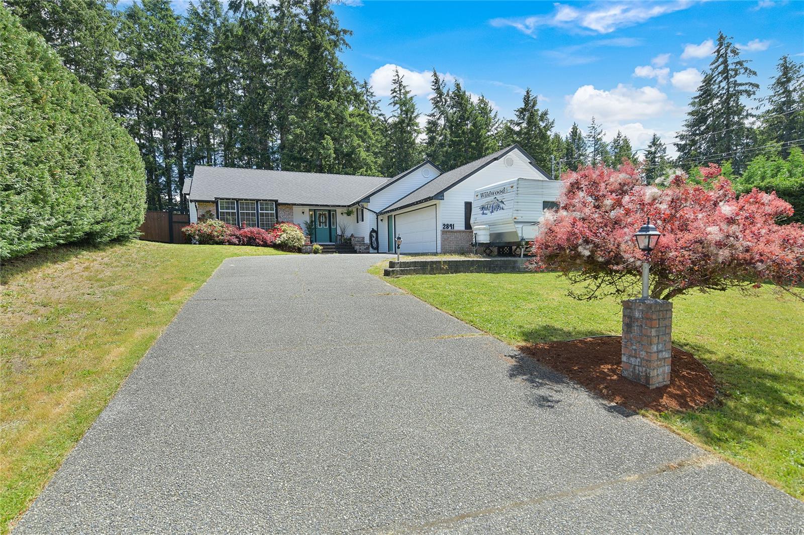 2841 MEADOWVIEW Rd, Shawnigan Lake, British Columbia V0R2W1 Sold