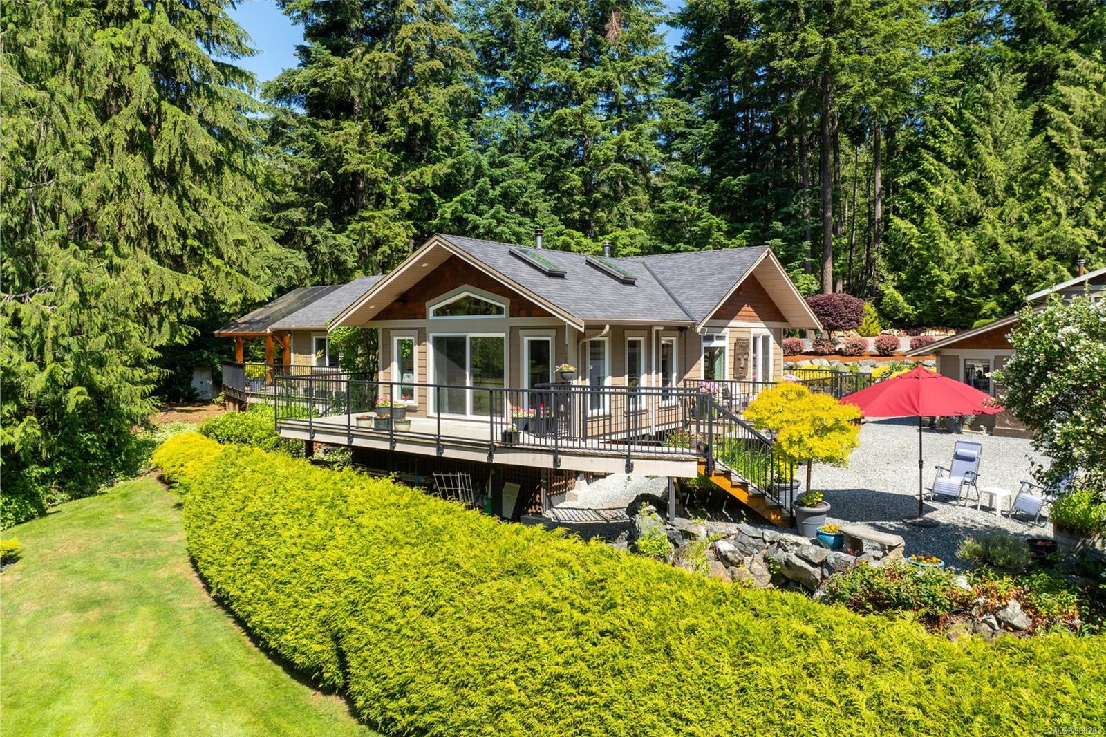 3061 Renfrew Rd, Shawnigan Lake, British Columbia V0R2W1 For Sale