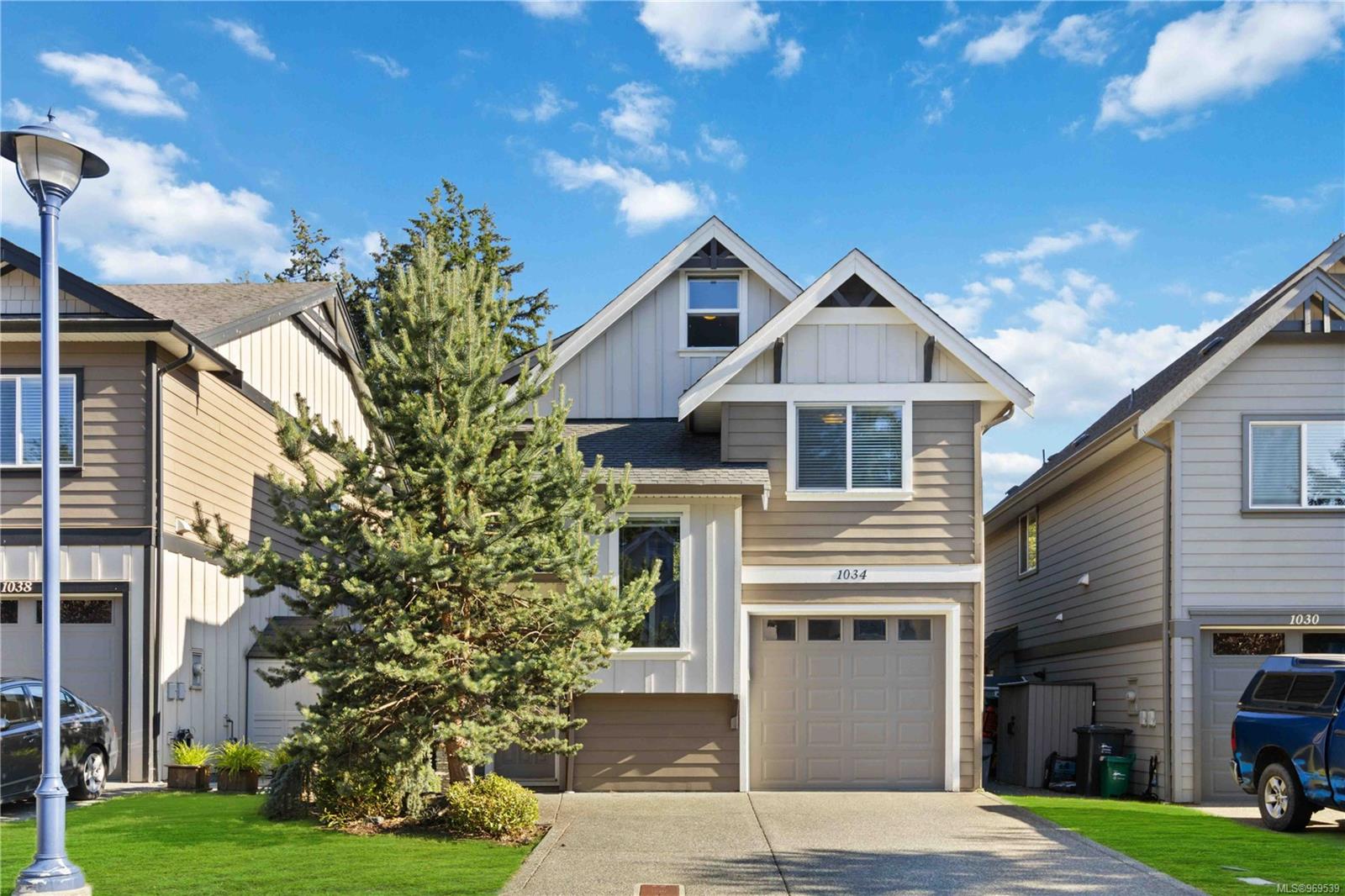 1034 Gala Crt, Langford, British Columbia V9C0J8 For Sale HouseSigma